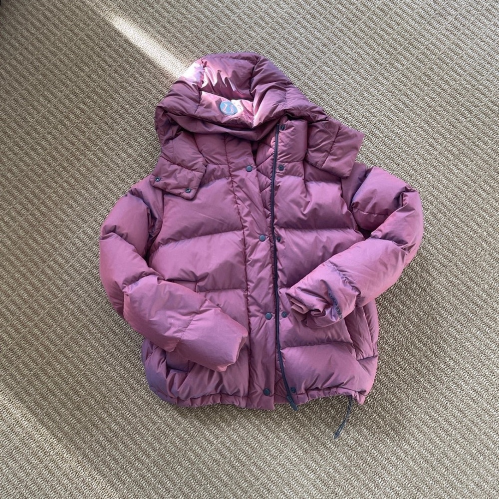 COPY - NWOT lululemon Wunder puff jacket 6